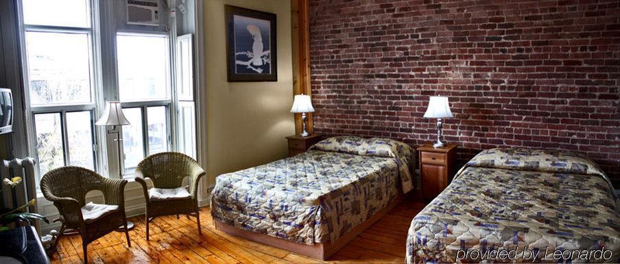 Hotel Abri Du Voyageur Montreal Habitación foto