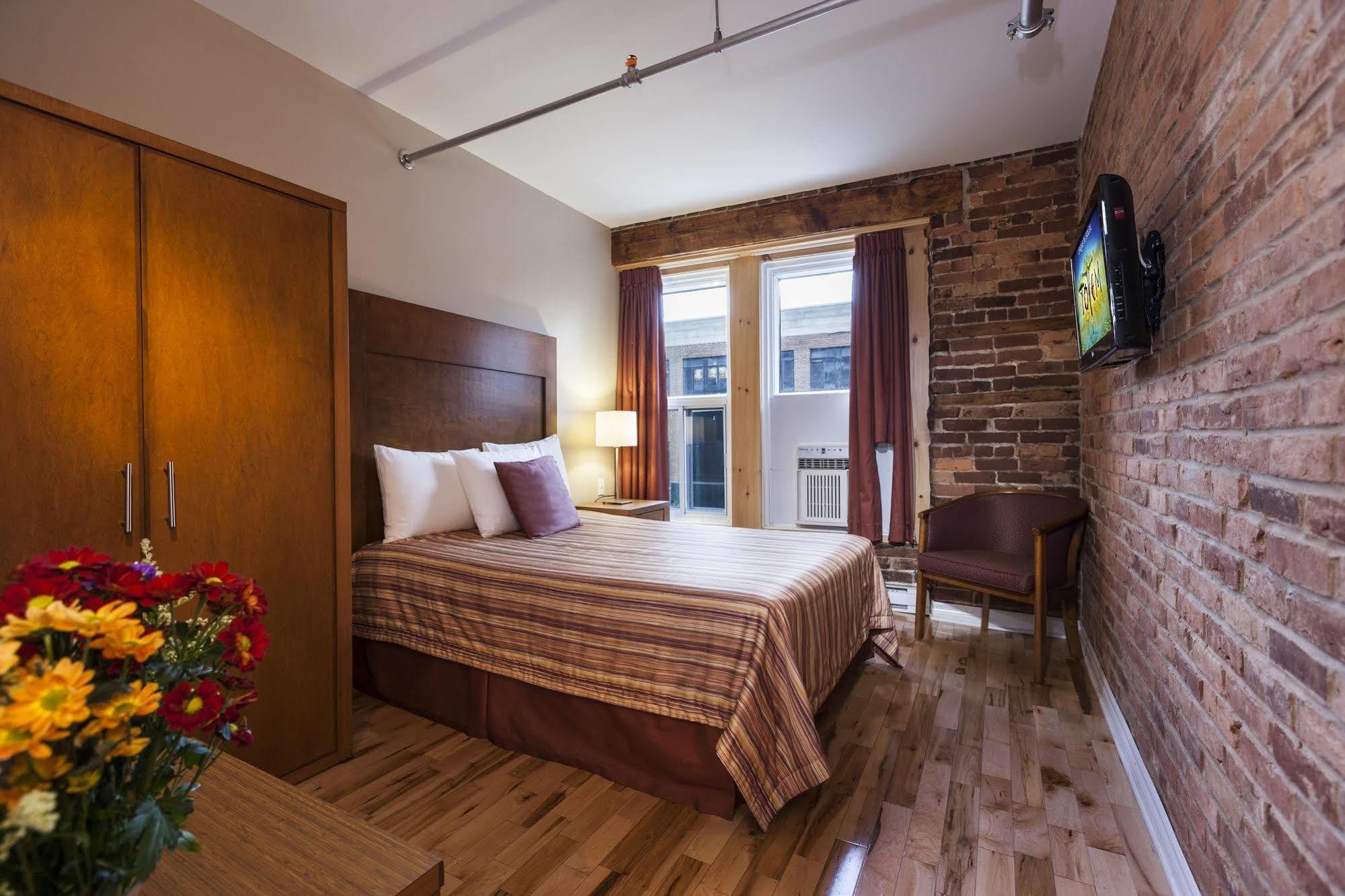Hotel Abri Du Voyageur Montreal Exterior foto